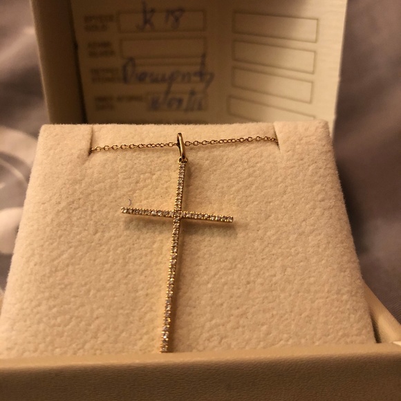 18k Rose Gold Diamond Cross